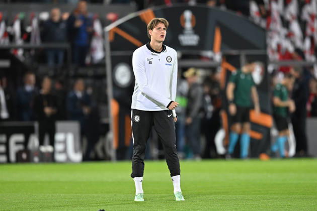 Bournemouth v Sturm Graz, Europa League Julian Halwachs (40) of Sturm Graz warming up ahead of the Europa League match between Bournemouth and Sturm Graz at the Vitality Stadium, Bournemouth, UK on 15 October 2026. Bournemouth Vitality Stadium Dorset UK Editorial use only , Copyright: xGrahamxHuntx PSI-25011-0326