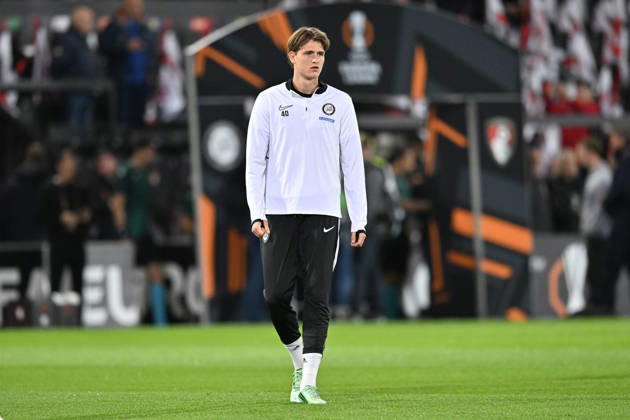 Bournemouth v Sturm Graz, Europa League Julian Halwachs (40) of Sturm Graz warming up ahead of the Europa League match between Bournemouth and Sturm Graz at the Vitality Stadium, Bournemouth, UK on 15 October 2026. Bournemouth Vitality Stadium Dorset UK Editorial use only , Copyright: xGrahamxHuntx PSI-25011-0329