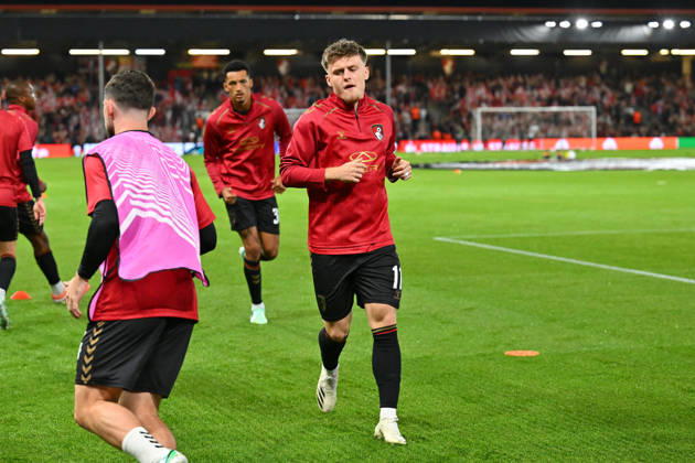 Bournemouth v Sturm Graz, Europa League Ben Gannon-Doak (11) of AFC Bournemouth warming up ahead of the Europa League match between Bournemouth and Sturm Graz at the Vitality Stadium, Bournemouth, UK on 15 October 2026. Bournemouth Vitality Stadium Dorset UK Editorial use only , Copyright: xGrahamxHuntx PSI-25011-0337