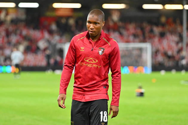 Bournemouth v Sturm Graz, Europa League Bafode Diakite (18) of AFC Bournemouth warming up ahead of the Europa League match between Bournemouth and Sturm Graz at the Vitality Stadium, Bournemouth, UK on 15 October 2026. Bournemouth Vitality Stadium Dorset UK Editorial use only , Copyright: xGrahamxHuntx PSI-25011-0343