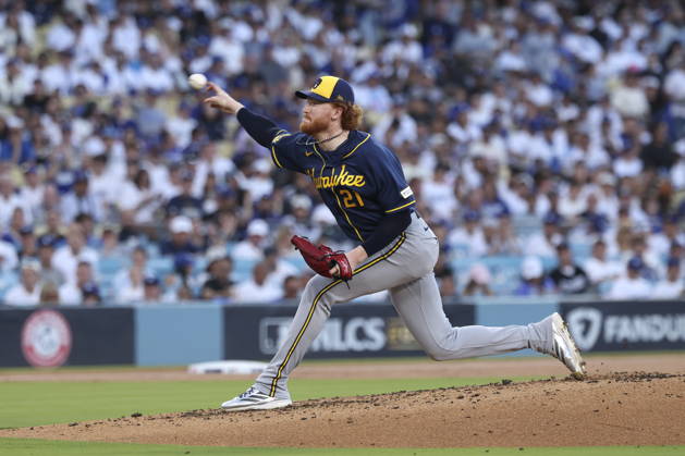 MLB, Baseball Herren, USA Postseason: NLCS Game 4 - Los Angeles Dodgers vs Milwaukee Brewers Milwaukee Brewers pitcher Dustin May in action during the Game 4 of the National League Championship Series between the Los Angeles Dodgers and the Milwaukee Brewers at Uniqlo Field in Dodger Stadium in Los Angeles, California, USA, 15 October 2026. LOS ANGELES CALIFORNIA UNITED STATES  Copyright: xCHRISxTORRESx