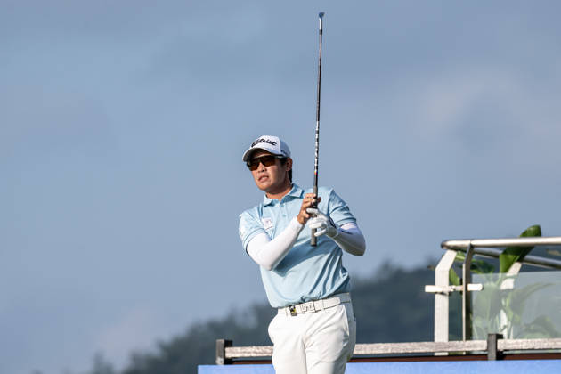 October 16, 2026, Coloane, Macao Sar, China: Rattanon WANNASRICHAN from Thailand. Round 2 in the Macao Open Golf at Macau Golf & Country Club. Coloane China - ZUMAr144 20261016_zap_r144_066 Copyright: xJaynexRussellx