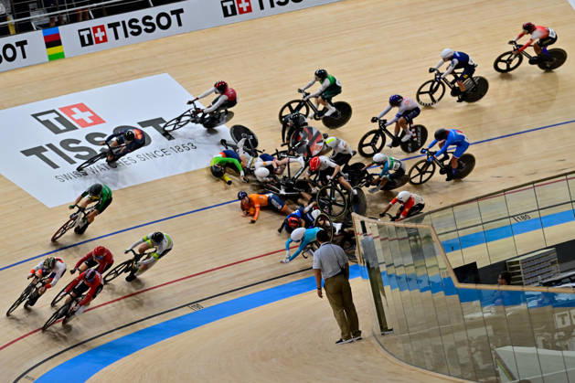 Crash Women s Omnium - Scratch Race 1 4 2026 UCI Track cycling, Rad, Radsport, Bahnrad, Bahn World Championships Women s Omnium - Scratch Race 1 4 2026, WIEBES Lorena DNF, ausgeschieden, eliminated UCI Track Cycling World Championships held from 14 to 18 October 2026, at the Shanghai Velodrome in Shanghai, China.