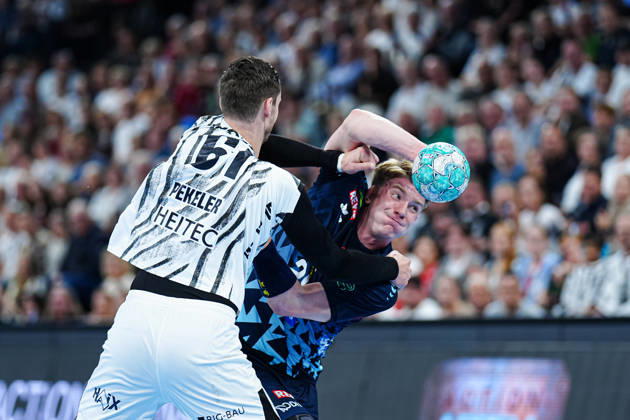 Hendrik Pekeler (THW Kiel, 61), Haukur Thrastarson (Rhein-Neckar Löwen, 25) GER, THW Kiel vs. Rhein-Neckar Löwen, Handball, 1. Bundesliga, Spieltag 9, Saison 2026 2027, 15.10.2026 GER, THW Kiel vs. Rhein-Neckar Löwen, Handball, 1. Bundesliga, Spieltag 9, Saison 2026 2027, 15.10.2026 Kiel Copyright: xEibner-Pressefoto MarcelxvonxFehrnx EP_MFN
