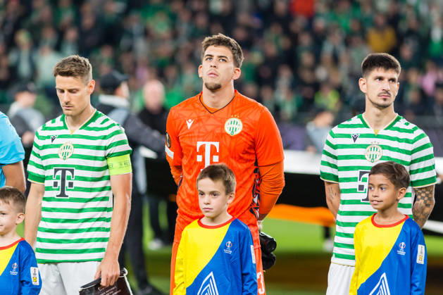 Ferencvaros v Viktoria Plzen, UEFA Europa League, Budapest, Hungary Budapest, Hungary. 15th, October 2026. (L-R) Kristoffer Zachariassen, goalkeeper Daniel Radnoti and Attila Osvath of Ferencvaros seen during the UEFA Europa League match between Ferencvaros and Viktoria Plzen at Groupama Arena in Budapest. Hungary, Budapest, Groupama Arena Copyright: xGonzalesxPhoto BalazsxPopalx