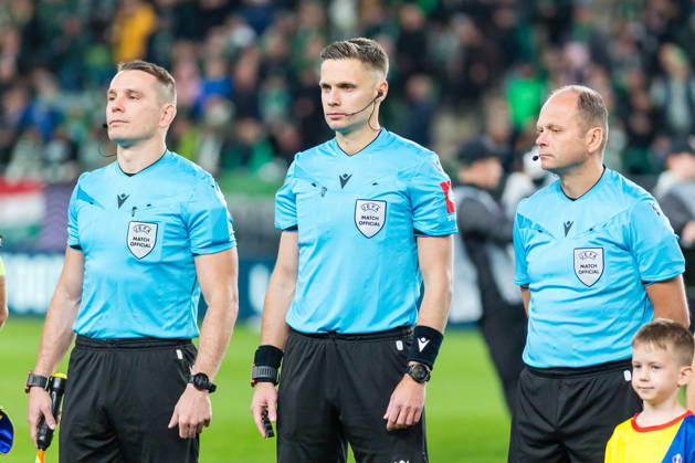 Ferencvaros v Viktoria Plzen, UEFA Europa League, Budapest, Hungary Budapest, Hungary. 15th, October 2026. Referee Damian Sylwestrzak seen during the UEFA Europa League match between Ferencvaros and Viktoria Plzen at Groupama Arena in Budapest. Hungary, Budapest, Groupama Arena Copyright: xGonzalesxPhoto BalazsxPopalx