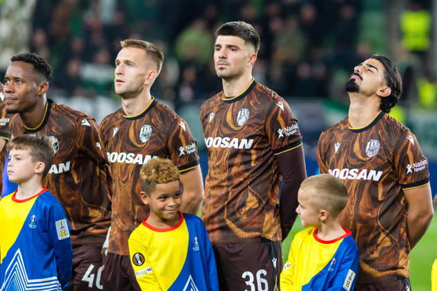 Ferencvaros v Viktoria Plzen, UEFA Europa League, Budapest, Hungary Budapest, Hungary. 15th, October 2026. (36) Stefan Pirgic and Merchas Doski (R) of Viktoria Plzen seen during the UEFA Europa League match between Ferencvaros and Viktoria Plzen at Groupama Arena in Budapest. Hungary, Budapest, Groupama Arena Copyright: xGonzalesxPhoto BalazsxPopalx