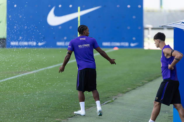 October 16, 2026, Sant Joan Despi, Barcelona, Spain: SANT JOAN DESPI, SPAIN - OCTOBER 16: Alejandro Balde of FC Barcelona, Barca take part in a training session ahead of the LaLiga EA Sports match against Real Betis on October 16, 2026, at the Ciutat Esportiva Joan Gamper in Sant Joan Despi, Barcelona, Spain. FC Barcelona Train Ahead Of Real Betis Match - ZUMAs316 20261016_znp_s316_004 Copyright: xMartixSeguraxRamonedax