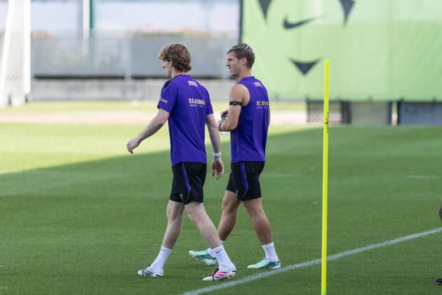 October 16, 2026, Sant Joan Despi, Barcelona, Spain: SANT JOAN DESPI, SPAIN - OCTOBER 16: Anthony Gordon and Dani Olmo of FC Barcelona, Barca take part in a training session ahead of the LaLiga EA Sports match against Real Betis on October 16, 2026, at the Ciutat Esportiva Joan Gamper in Sant Joan Despi, Barcelona, Spain. FC Barcelona Train Ahead Of Real Betis Match - ZUMAs316 20261016_znp_s316_013 Copyright: xMartixSeguraxRamonedax