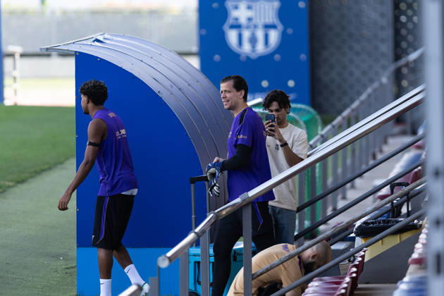 October 16, 2026, Sant Joan Despi, Barcelona, Spain: SANT JOAN DESPI, SPAIN - OCTOBER 16 Wojciech Szczesny of FC Barcelona, Barca take part in a training session ahead of the LaLiga EA Sports match against Real Betis on October 16, 2026, at the Ciutat Esportiva Joan Gamper in Sant Joan Despi, Barcelona, Spain. FC Barcelona Train Ahead Of Real Betis Match - ZUMAs316 20261016_znp_s316_014 Copyright: xMartixSeguraxRamonedax