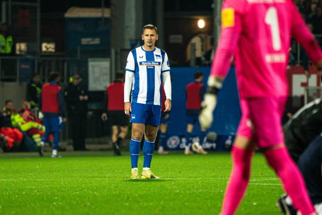 Paul Seguin (Hertha BSC, 30) 16.10.2026, Holstein Kiel vs Hertha BSC, Fussball, 2. Bundesliga, Holstein Stadion, Kiel DFL regulations prohibit any use of photographs as image sequences and or quasi-video. Copyright: HMBxMedia xFinnxWeidmann