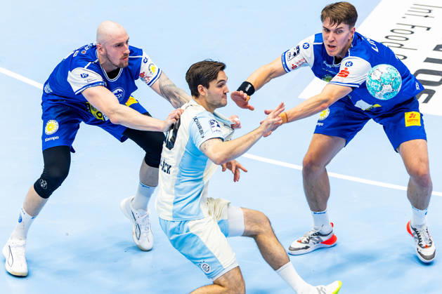 16.10.2026, GER, Handball, Maenner, Saison 26 27, Opel 1.Bl, 9.Spieltag, ThSV Eisenach - VfL Gummersbach Dominik Solak (ThSV Eisenach,30), Oskar Joelsson (ThSV Eisenach,3) 99817 Eisenach Werner-Assmann-Halle Am Sportp Thueringen Deutschland