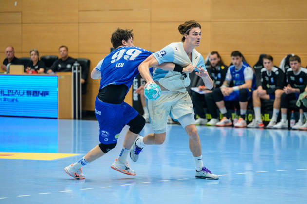 Miro Schluroff (VfL Gummersbach, 15), Tillman Leu (ThSV Eisenach, 99) GER, ThSV Eisenach gegen VfL Gummersbach, 1. Opel Handballbundesliga, Handball, 9.Spieltag, Saison 2026 2027, 20.00 Uhr, 16.10.2026 GER, ThSV Eisenach gegen VfL Gummersbach, 1. Opel Handballbundesliga, Handball, 9.Spieltag, Saison 2026 2027, 20.00 Uhr, 16.10.2026 Eisenach Copyright: xMartinxHerbstx
