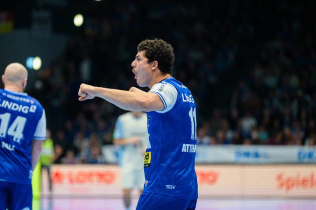 Gian Attenhofer (ThSV Eisenach, 11) mit dem Jubel. GER, ThSV Eisenach gegen VfL Gummersbach, 1. Opel Handballbundesliga, Handball, 9.Spieltag, Saison 2026 2027, 20.00 Uhr, 16.10.2026 GER, ThSV Eisenach gegen VfL Gummersbach, 1. Opel Handballbundesliga, Handball, 9.Spieltag, Saison 2026 2027, 20.00 Uhr, 16.10.2026 Eisenach Copyright: xMartinxHerbstx
