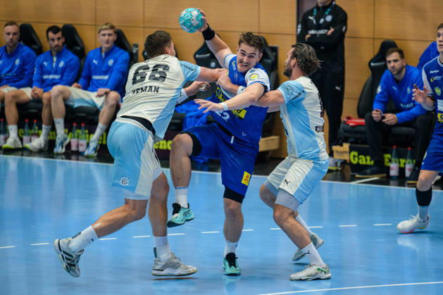 Felix Aellen (ThSV Eisenach, 22), Stepan Zeman (VfL Gummersbach, 66), Teitur Oern Einarsson (VfL Gummersbach, 14) GER, ThSV Eisenach gegen VfL Gummersbach, 1. Opel Handballbundesliga, Handball, 9.Spieltag, Saison 2026 2027, 20.00 Uhr, 16.10.2026 GER, ThSV Eisenach gegen VfL Gummersbach, 1. Opel Handballbundesliga, Handball, 9.Spieltag, Saison 2026 2027, 20.00 Uhr, 16.10.2026 Eisenach Copyright: xMartinxHerbstx