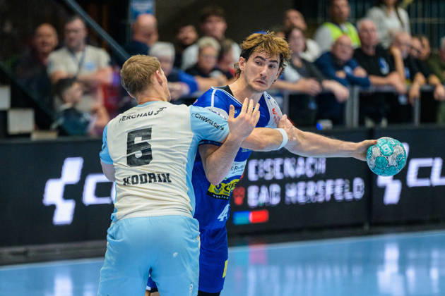 Tilen Kodrin (VfL Gummersbach, 05), Stephan Seitz (ThSV Eisenach, 44) GER, ThSV Eisenach gegen VfL Gummersbach, 1. Opel Handballbundesliga, Handball, 9.Spieltag, Saison 2026 2027, 20.00 Uhr, 16.10.2026 GER, ThSV Eisenach gegen VfL Gummersbach, 1. Opel Handballbundesliga, Handball, 9.Spieltag, Saison 2026 2027, 20.00 Uhr, 16.10.2026 Eisenach Copyright: xMartinxHerbstx