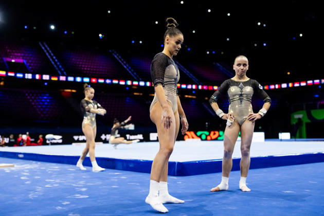 261016 Elizaveta Us and Alyona Glotova of Russia at a women’s podium training session during day -1 of the 2026 Artistic Gymnastics World Championships on October 16, 2026 in Rotterdam. Photo: Joel Marklund BILDBYRÅN kod JM JM0858 bbeng artistisk gymnastik artistic gymnastics gymnastik-vm vm artistic gymnastics world championships dam Ryssland Russia Copyright: JOELxMARKLUND BB261016JM043