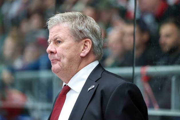 Chef-Trainer Bill Peters (Augsburger Panther), Augsburger Panther vs. Adler Mannheim, 9. Spieltag, Eishockey, Penny-DEL, 16.10.2026 Augsburg Bayern Deutschland