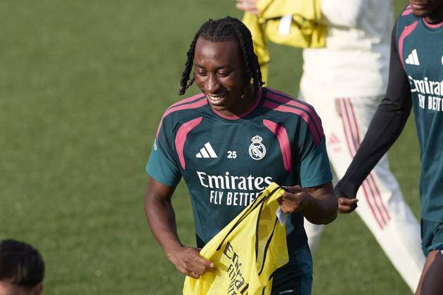 October 17, 2026, Madrid, Spain: Yan Diomande (Real Madrid CF) is seen in action during a training session on the eve of the LaLiga EA SPORTS 2026 2027 match between Real Madrid CF and Sevilla FC..Real Madrid CF is holding its final training session and press conference, PK, Pressekonferenz ahead of its ninth LaLiga game. Madrid Spain - ZUMAs197 20261017_aaa_s197_038 Copyright: xFedericoxTitonex