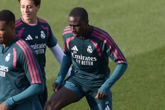 October 17, 2026, Madrid, Spain: Ferland Mendy (Real Madrid CF) is seen in action during a training session on the eve of the LaLiga EA SPORTS 2026 2027 match between Real Madrid CF and Sevilla FC..Real Madrid CF is holding its final training session and press conference, PK, Pressekonferenz ahead of its ninth LaLiga game. LaLiga EA SPORTS 2026 2027 - Real Madrid CF Press Conference And Training Session In Madrid, Spain - 17 Oct 2026  - ZUMAs197 20261017_aaa_s197_046 Copyright: xFedericoxTitonex