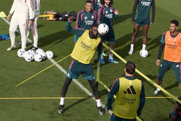 October 17, 2026, Madrid, Spain: Antonio Rudiger (Real Madrid CF) is seen in action during a training session on the eve of the LaLiga EA SPORTS 2026 2027 match between Real Madrid CF and Sevilla FC..Real Madrid CF is holding its final training session and press conference, PK, Pressekonferenz ahead of its ninth LaLiga game. LaLiga EA SPORTS 2026 2027 - Real Madrid CF Press Conference And Training Session In Madrid, Spain - 17 Oct 2026  - ZUMAs197 20261017_aaa_s197_050 Copyright: xFedericoxTitonex
