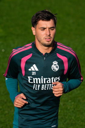October 17, 2026, Valdebebas, Madrid, Spain: Brahim Diaz during the training day of Real Madrid ahead the Spanish League, LaLiga EA Sports, football match against Sevilla FC at Ciudad Deportiva Real Madrid on October 17, 2026, in Valdebebas, Madrid, Spain. Real Madrid Training And press conference, PK, Pressekonferenz - LaLiga Ea Sports - ZUMAa181 20261017_zaa_a181_031 Copyright: xDennisxAgyemanx