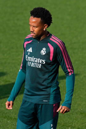 October 17, 2026, Valdebebas, Madrid, Spain: Eder Militao during the training day of Real Madrid ahead the Spanish League, LaLiga EA Sports, football match against Sevilla FC at Ciudad Deportiva Real Madrid on October 17, 2026, in Valdebebas, Madrid, Spain. Valdebebas Spain - ZUMAa181 20261017_zaa_a181_039 Copyright: xDennisxAgyemanx
