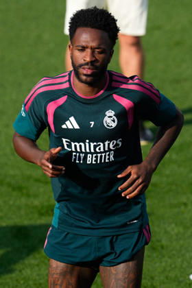 October 17, 2026, Valdebebas, Madrid, Spain: Vinicius Junior during the training day of Real Madrid ahead the Spanish League, LaLiga EA Sports, football match against Sevilla FC at Ciudad Deportiva Real Madrid on October 17, 2026, in Valdebebas, Madrid, Spain. Real Madrid Training And press conference, PK, Pressekonferenz - LaLiga Ea Sports - ZUMAa181 20261017_zaa_a181_050 Copyright: xDennisxAgyemanx