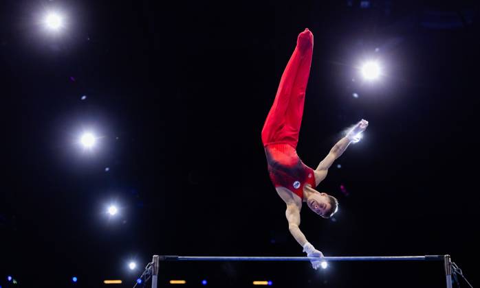 ROTTERDAM - Sergei Naidin (WG2) during the qualifications at the World Gymnastics Championships in Rotterdam Ahoy. IRIS VAN DEN BROEK ANP xVIxANPxSportx xxANPxIVx 572690707 originalFilename: 572690707.jpg