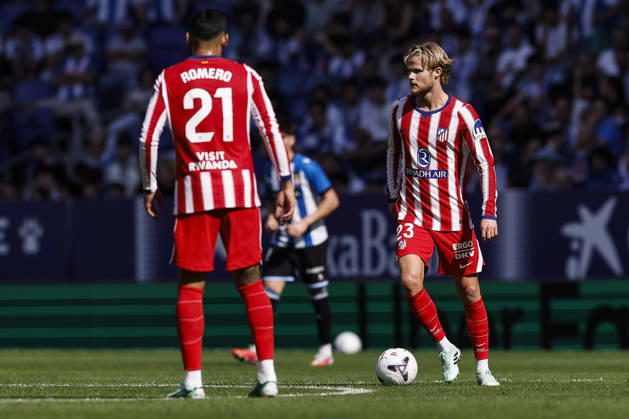 October 17, 2026, Cornella, Barcelona, SPAIN: Morten Hjulmand of Atletico de Madrid in action during the Spanish league, LaLiga EA Sports, football match played between RCD Espanyol and Atletico de Madrid at RCDE Stadium on October 17, 2026 in Cornella, Spain. RCD Espanyol V Atletico De Madrid - LaLiga EA Sports  - ZUMAa181 20261017_zaa_a181_116 Copyright: xJavierxBorregox
