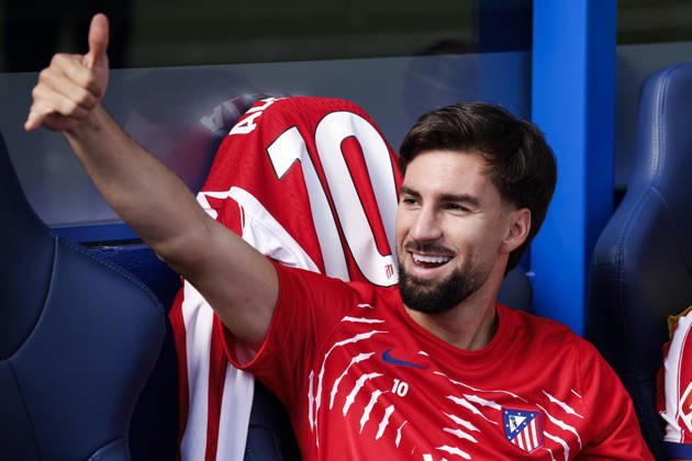 October 17, 2026, Cornella, Barcelona, SPAIN: Alex Baena of Atletico de Madrid gestures during the Spanish league, LaLiga EA Sports, football match played between RCD Espanyol and Atletico de Madrid at RCDE Stadium on October 17, 2026 in Cornella, Spain. RCD Espanyol V Atletico De Madrid - LaLiga EA Sports  - ZUMAa181 20261017_zaa_a181_117 Copyright: xJavierxBorregox