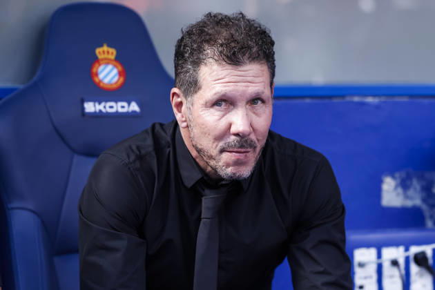 October 17, 2026, Cornella, Barcelona, SPAIN: Diego Simeone, head coach of Atletico de Madrid, looks on during the Spanish league, LaLiga EA Sports, football match played between RCD Espanyol and Atletico de Madrid at RCDE Stadium on October 17, 2026 in Cornella, Spain. RCD Espanyol V Atletico De Madrid - LaLiga EA Sports - ZUMAa181 20261017_zaa_a181_118 Copyright: xJavierxBorregox