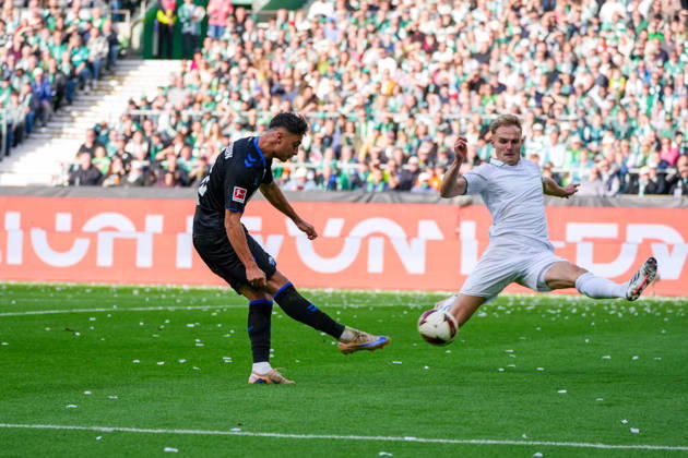 Tor und Torjubel von Stefano Marino (SC Paderborn 07, 30) zum 0:1 für SC Paderborn 07, Torschuss, Emotionen, Jubel, Freude, Deutschland: Fussball, Bundesliga, Saison 2026 27, 6. Spieltag, 17.10.2026, Werder Bremen vs FC Augsburg, Weserstadion (Bremen) Copyright: xLeonxFrickx