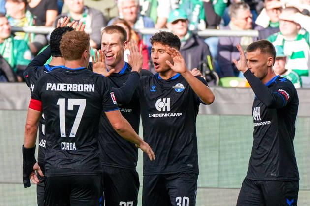 Tor und Torjubel von Stefano Marino (SC Paderborn 07, 30) zum 0:1 für SC Paderborn 07, Emotionen, Jubel, Freude, Deutschland: Fussball, Bundesliga, Saison 2026 27, 6. Spieltag, 17.10.2026, Werder Bremen vs FC Augsburg, Weserstadion (Bremen) Copyright: xLeonxFrickx