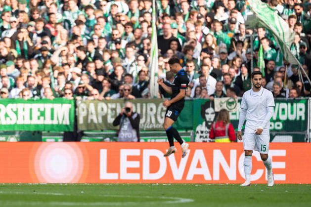 Tor zum 0:1 Stefano Marino (SC Paderborn 07, 30) jubelt Jubel, Ludovit Reis (SV Werder Bremen, 15) enttaeuscht Enttaeuschung, GER, SV Werder Bremen vs SC Paderborn 07, Fussball, Bundesliga, Spieltag 6, Saison 2026 2027, 17.10.2026 DFL REGULATIONS PROHIBIT ANY USE OF PHOTOGRAPHS AS IMAGE SEQUENCES AND OR QUASI-VIDEO GER, SV Werder Bremen vs SC Paderborn 07, Fussball, Bundesliga, Spieltag 6, Saison 2026 2027, 17.10.2026 Bremen Copyright: xEibner-Pressefoto MaxxVincenx EP_MVN