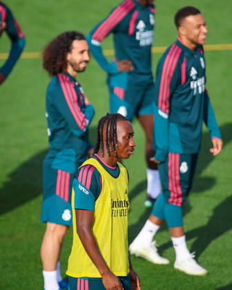 ESP: Real Madrid Training day Yan Diomande of Real Madrid during the training day of Real Madrid ahead the Spanish League, LaLiga EA Sports, football match against Real Sociedad at Ciudad Deportiva Real Madrid in Valdebebas, Madrid on october 17, 2026, Spain Madrid Spain Copyright: xAgenciaxLOFx