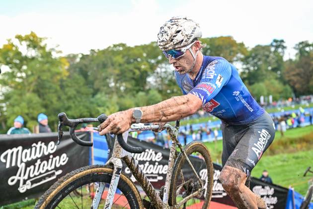Belgian Niels Vandeputte of Alpecin-Premier Tech is pictured in action during the men s elite race of the Berencross Meulebeke cyclocross cycling event, race 2 8 in the HG Cross competition, on Saturday 17 October 2026. DAVIDxPINTENS  x190093095x