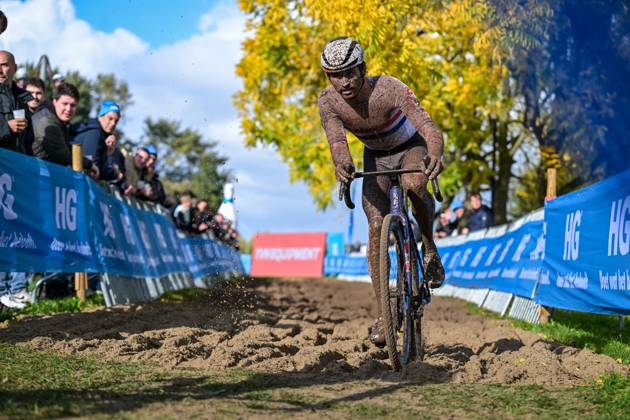 British Cameron Mason is pictured in action during the men s elite race of the Berencross Meulebeke cyclocross cycling event, race 2 8 in the HG Cross competition, on Saturday 17 October 2026. DAVIDxPINTENS  x190092985x
