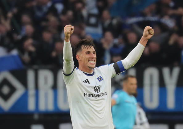 Nicolas Capaldo (Hamburger SV) jubelt Fussball, Herren, Saison 2026 2027,1.Liga, Volksparkstadion, Hamburger SV gegen VfB Stuttgart, 1-0 DFL REGULATIONS PROHIBIT ANY USE OF PHOTOGRAPHS AS IMAGE SEQUENCES AND OR QUASI-VIDEO.