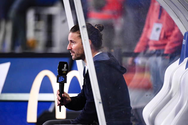 ESTAC Troyes v RC Lens - Ligue 1 McDonald s 2026 2027 Yannick CAHUZAC interim head coach of Lens during Ligue 1 McDonald s match between Troyes and Lens at Stade de l Aube on October 17, 2026 in Troyes, France. Troyes France Copyright: xIconxSportx 776577041