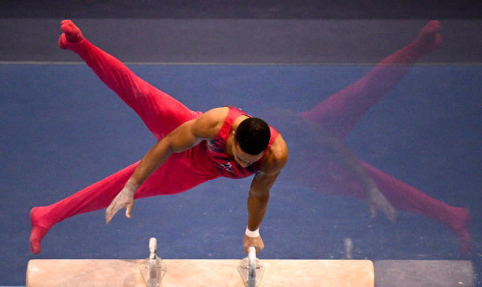 Netherlands Artistic Gymnastics World Championships Qualifiers 9266881 17.10.2026 Britain s Joe Fraser competes on the pommel horse during the men s qualification of the 2026 World Artistic Gymnastics Championships in Rotterdam, the Netherlands. Alexey Filippov Sputnik Rotterdam Netherlands  Copyright: xAlexeyxFilippovx