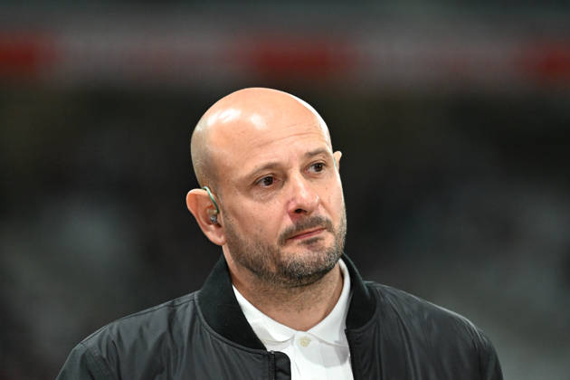 LOSC Lille v Stade Brestois 29 - Ligue 1 McDonald s 2026 2027 head coach Julien LACHUER of Stade Brestois during Ligue 1 McDonald s between Lille and Brest at Stade Pierre Mauroy on October 17, 2026 in Lille, France. Lille France Copyright: xIconxSportx 776577018
