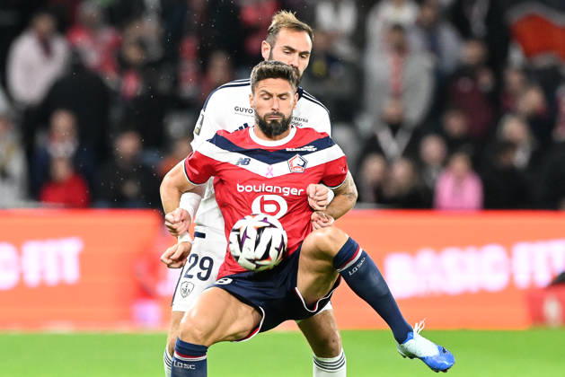 261017 Lille OSC vs Brest Olivier Giroud (9) of Lille and Lucas Tousart (29) of Brest pictured during the French Mc Donalds Ligue 1 season 2026 - 2027 matchday 7 game between Lille OSC and Stade Brest on October 17 , 2026 in Lille, France. (Photo by Jill Delsaux Isosport) Lille France  Copyright: xJillxDelsauxx DSC_2026