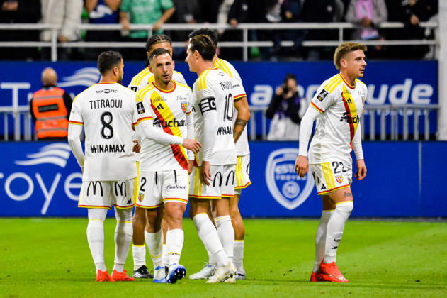 FOOTBALL : ESTAC Troyes vs RC Lens - Ligue 1 - Journée 7 - 17 10 2026 Joie des joueurs du RC Lens aprés le but de Ruben Aguilar (RC Lens) TroyesFrance  Copyright: xBaptistexAutissierx