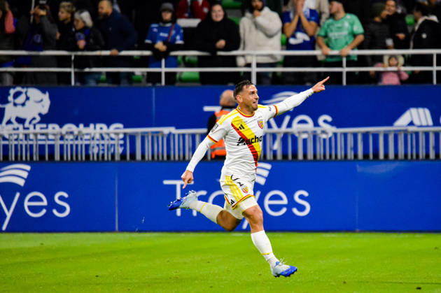 FOOTBALL : ESTAC Troyes vs RC Lens - Ligue 1 - Journée 7 - 17 10 2026 Joie des joueurs du RC Lens aprés le but de Ruben Aguilar (RC Lens) TroyesFrance  Copyright: xBaptistexAutissierx