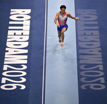 Netherlands Artistic Gymnastics World Championships Qualifiers 9266885 17.10.2026 Japan™s Shohei Kawakami competes on the vault during the men s qualification of the 2026 World Artistic Gymnastics Championships in Rotterdam, the Netherlands. Alexey Filippov Sputnik Rotterdam Netherlands  Copyright: xAlexeyxFilippovx