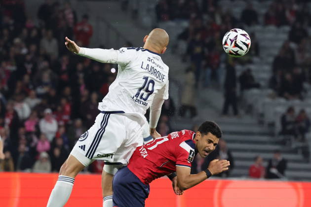 FOOTBALL : LOSC Lille vs Brest - Ligue 1 - 17 10 2026 Ludovic AJORQUE (Brest) et Benjamin ANDRE (LOSC Lille) lors du match LOSC Lille vs Brest, Ligue 1, Decathlon Arena stade Pierre Mauroy, le 17 octobre 2026 - photo Laurent Sanson PsnewZ  Copyright: xLaurentxSANSONx xPsnewZx