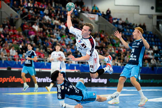 Bietigheim: HBL - 26 27 - SG BBM Bietigheim - Handball Club Hamburg Till Hermann (Bietigheim) Bietigheim-Bissingen Egetrans Arena Baden-Württemberg Deutschland