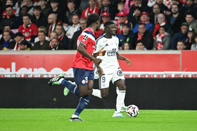 LOSC Lille v Stade Brestois 29 - Ligue 1 McDonald s 2026 2027 Pathe MBOUP of Stade Brestois during Ligue 1 McDonald s between Lille and Brest at Stade Pierre Mauroy on October 17, 2026 in Lille, France. Lille France  Copyright: xIconxSportx 776577018