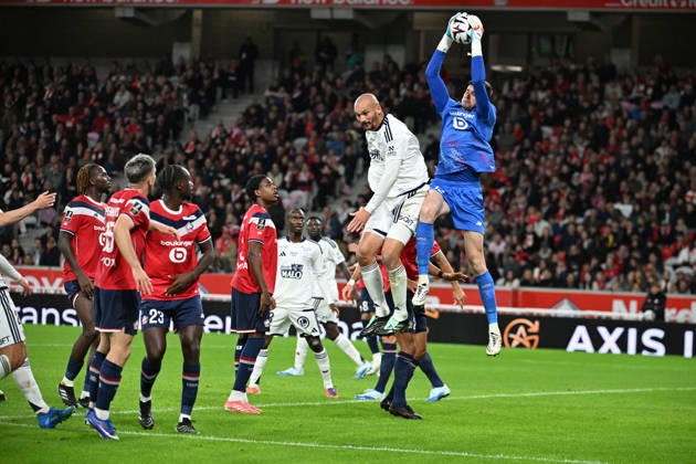 LOSC Lille v Stade Brestois 29 - Ligue 1 McDonald s 2026 2027 Nathan NGOY and Ludovic AJORQUE and Pathe MBOUP and Kamory DOUMBIA and Ngal ayel MUKAU during Ligue 1 McDonald s between Lille and Brest at Stade Pierre Mauroy on October 17, 2026 in Lille, France. Lille France  Copyright: xIconxSportx 776577018